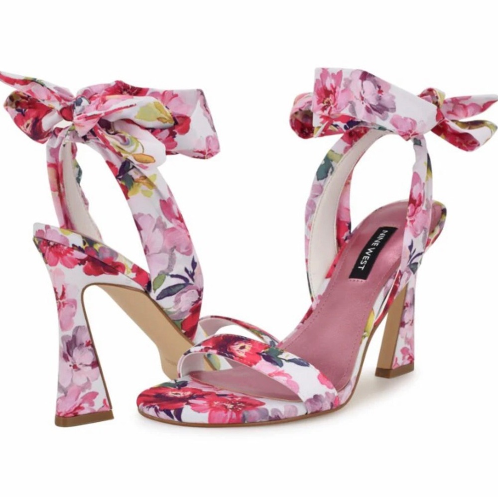 NIB Nine West Pink Multi Garden Heels